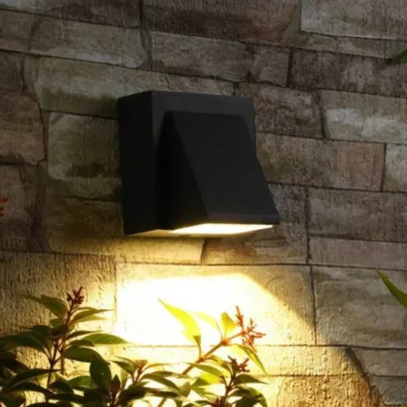 1-way-outdoor-half-K-led-light