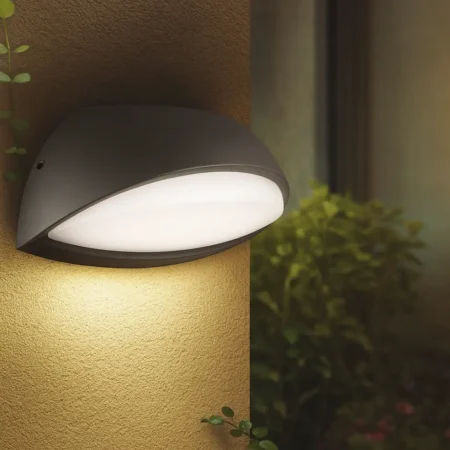 12w-led-half-moon-casting-bulkhead