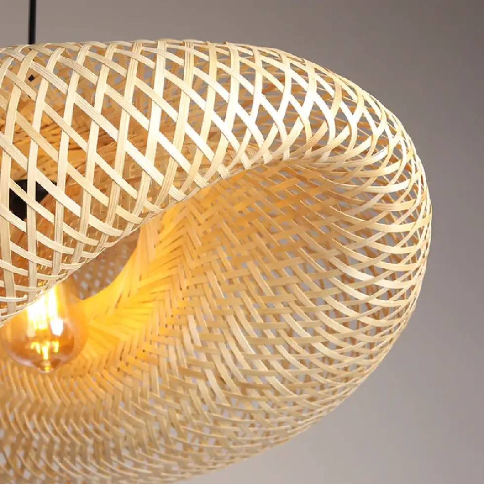cane-mesh-hanging-light