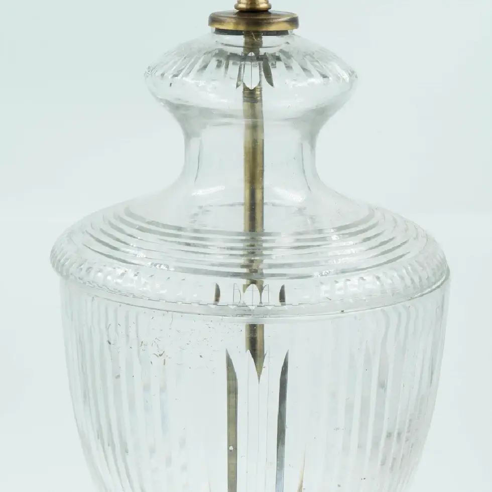 antique-cut-glass-table-lamp